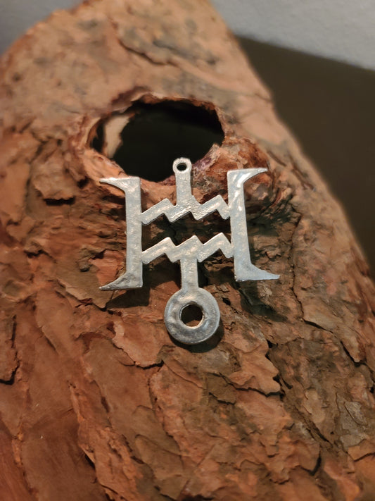 Aquarius / Uranus (Jan. 20-Feb. 18)