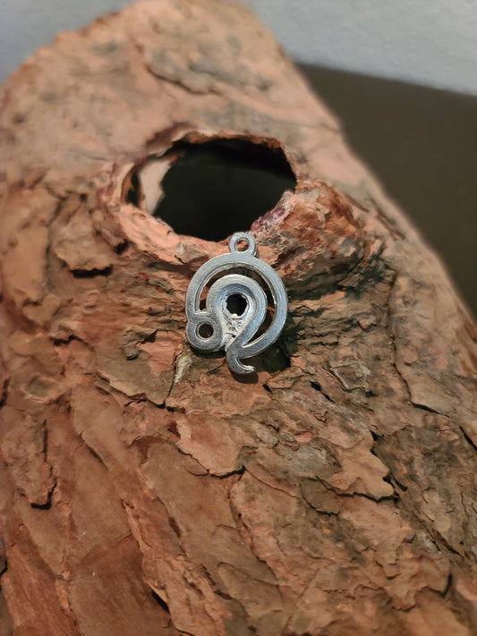 Leo / Sun (July 23 – August 22)